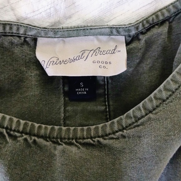 Universal Thread Olive Button Back Tank Top - Picture 4 of 4